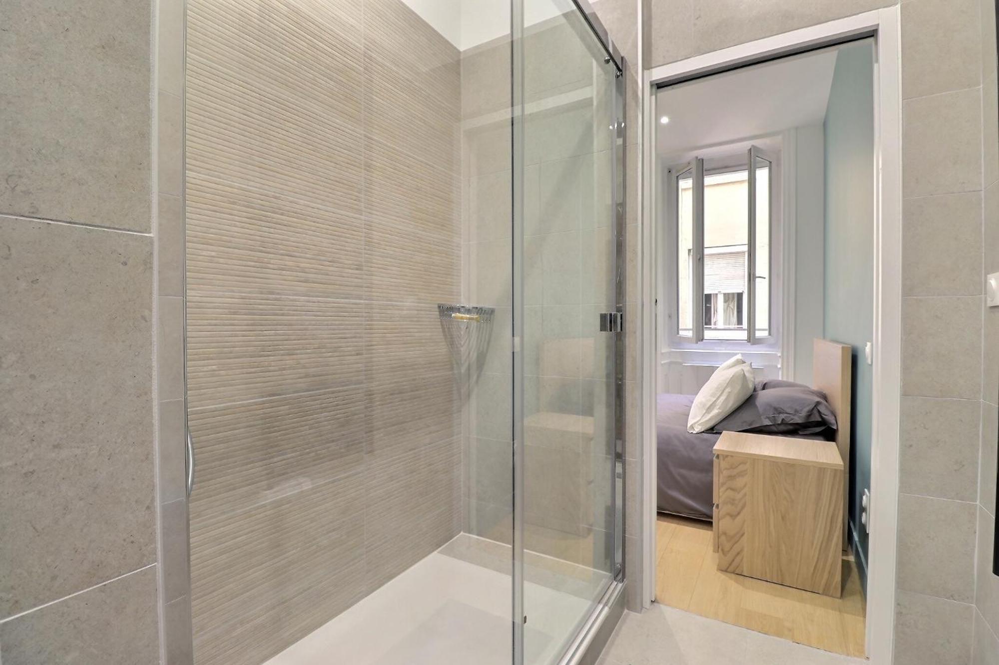Appartement De Standing Pour 6 Refait A Neuf Lyon Exterior photo