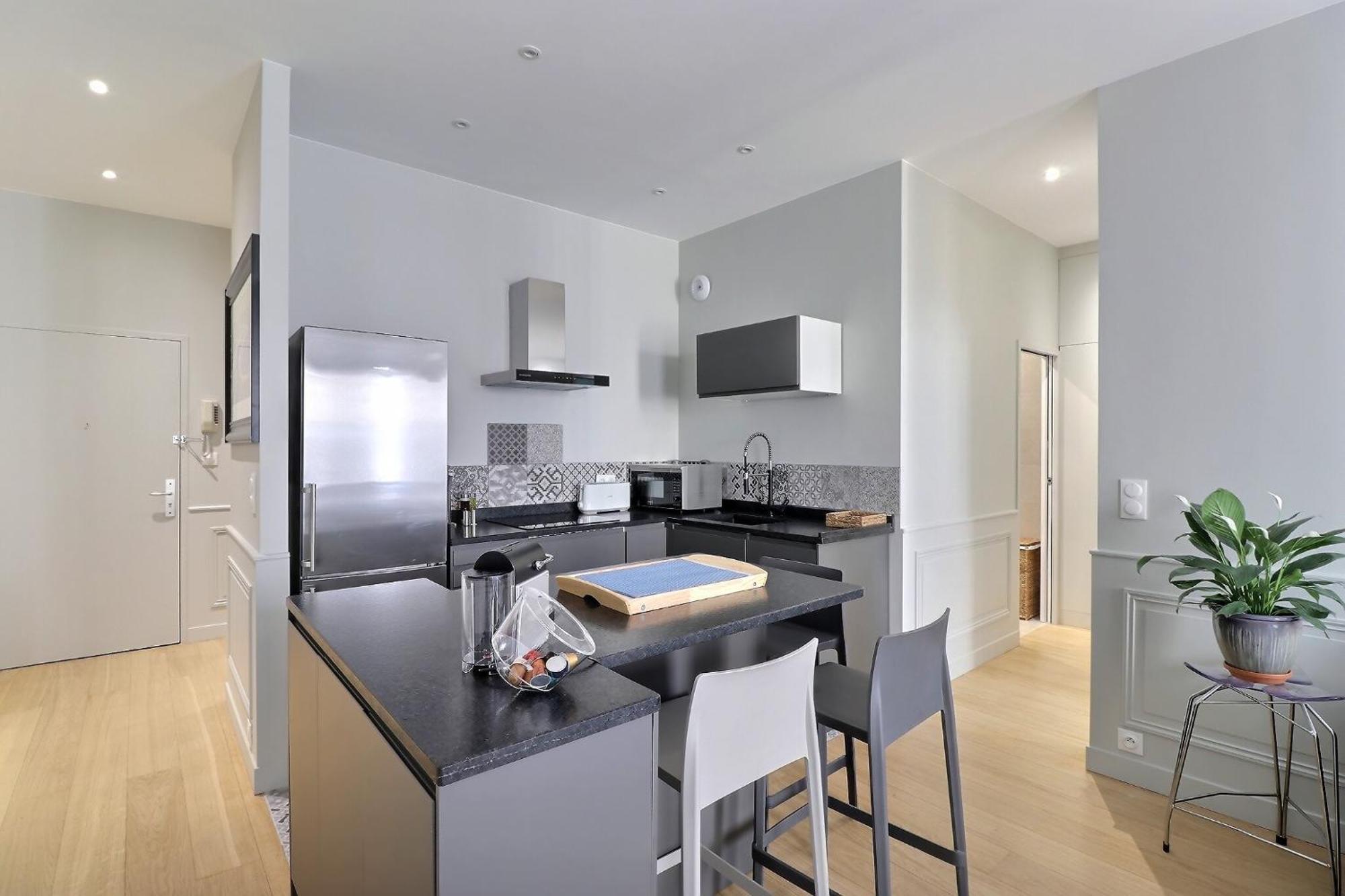 Appartement De Standing Pour 6 Refait A Neuf Lyon Exterior photo